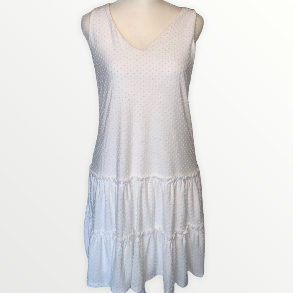 NWT Mikey and Joey White Textured Polka Dot Tiered Dress Size S